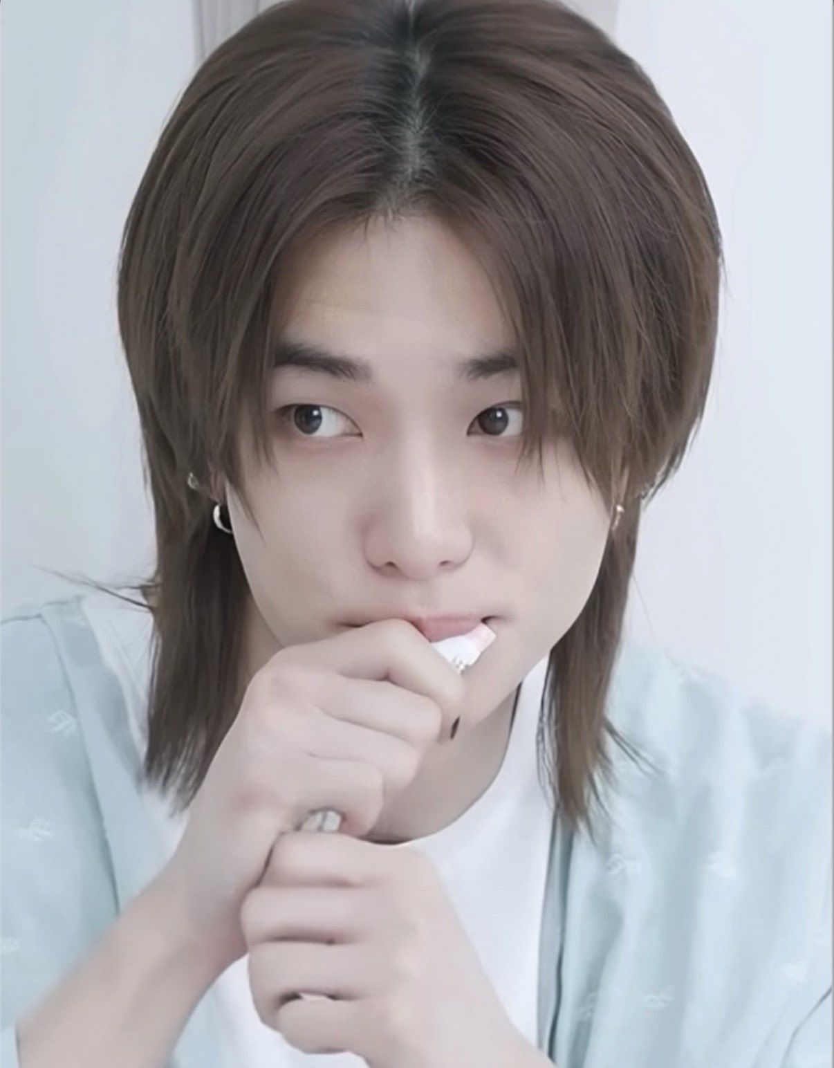 Behind-the-scenes cut of Hyunjin (Stray Kids)