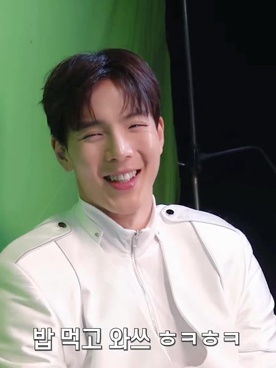 Shownu (MONSTA X)的最新照片