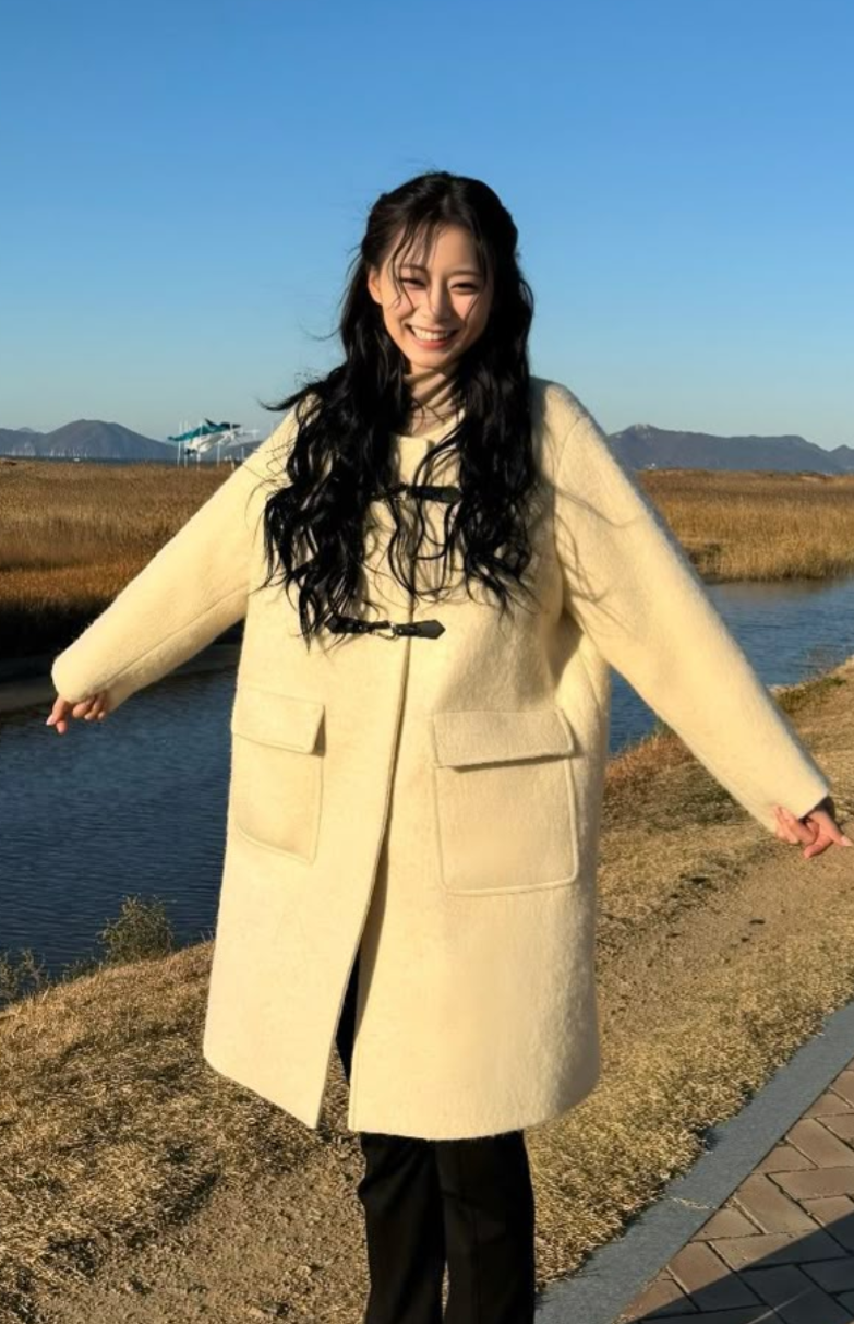 쯔위 (TWICE)의 비하인드 컷