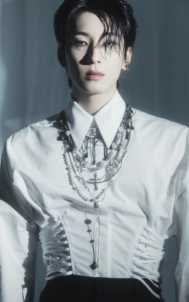 Latest photo of Wonwoo (SEVENTEEN)