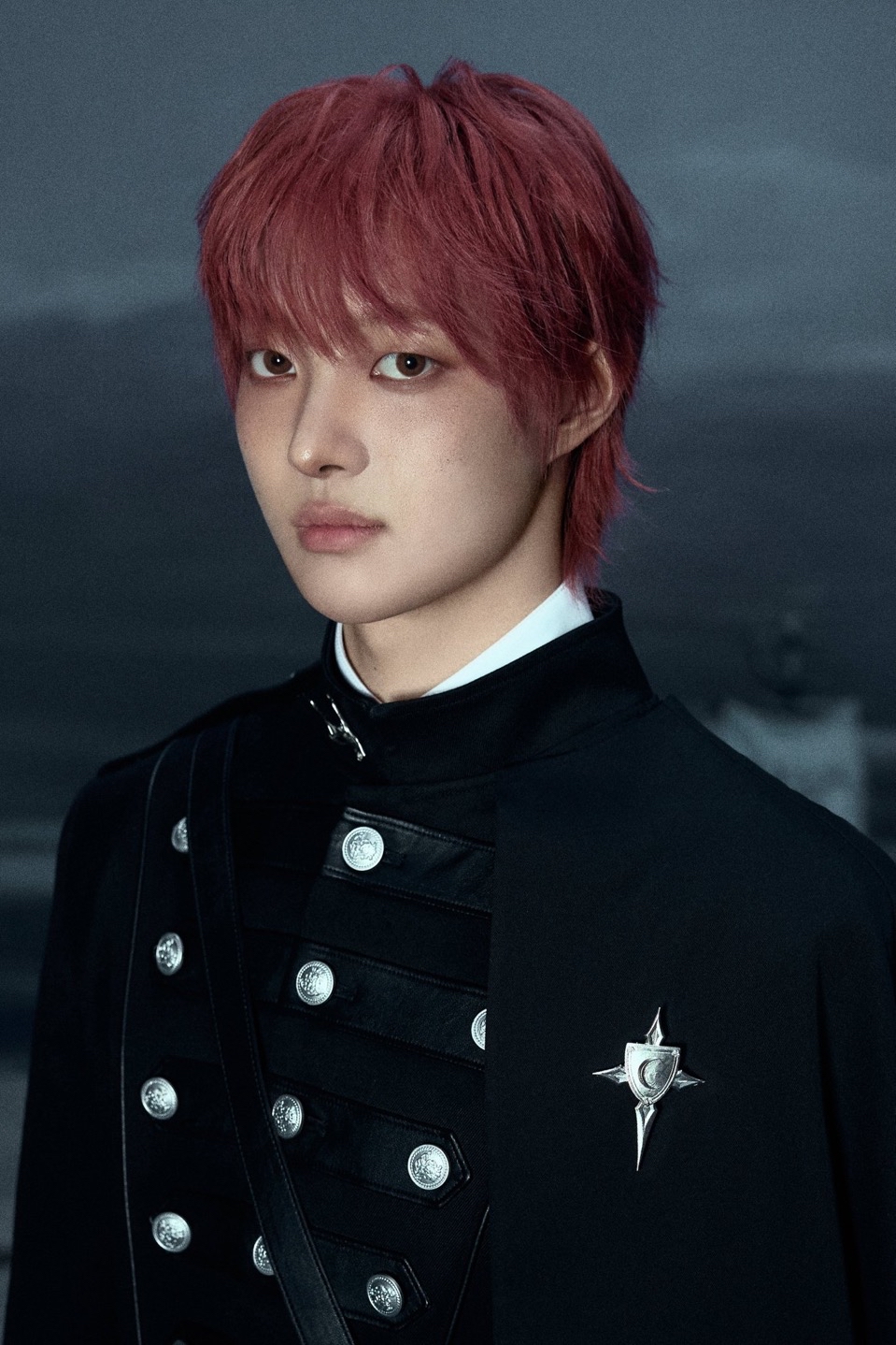 Recent activity shot of EJ (&TEAM)