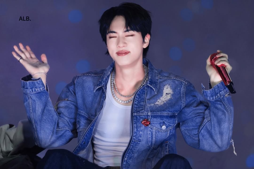 Potret di balik layar Jin (BTS)