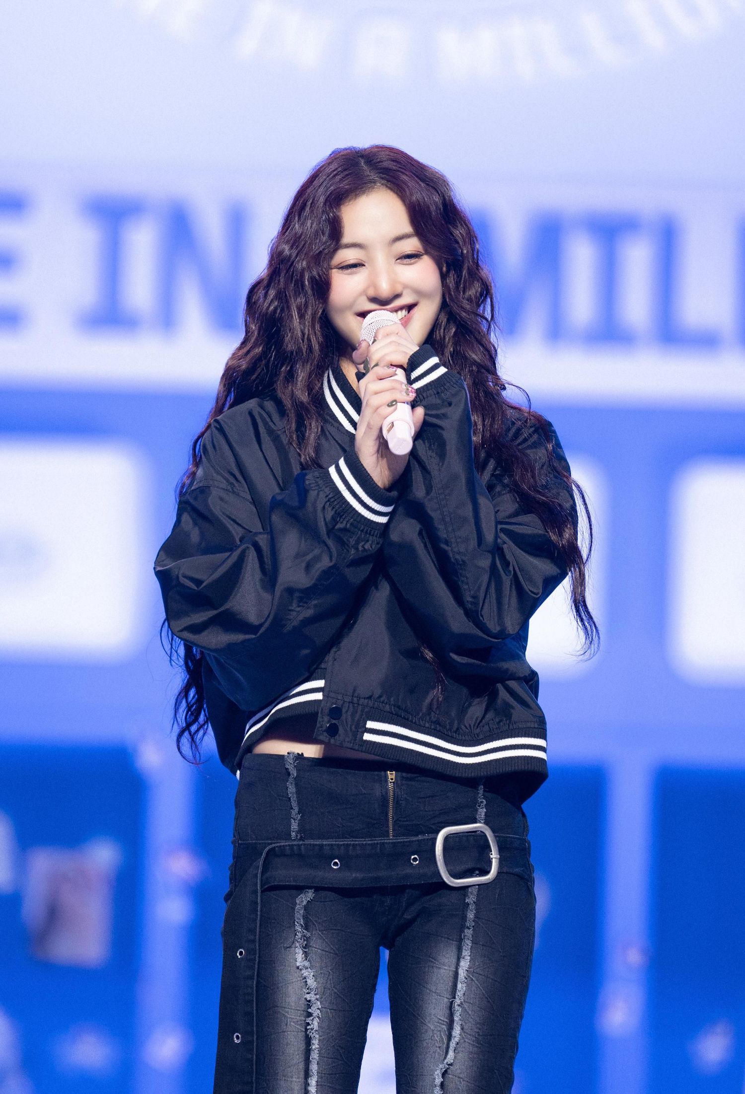 지효 (TWICE)의 비하인드 컷