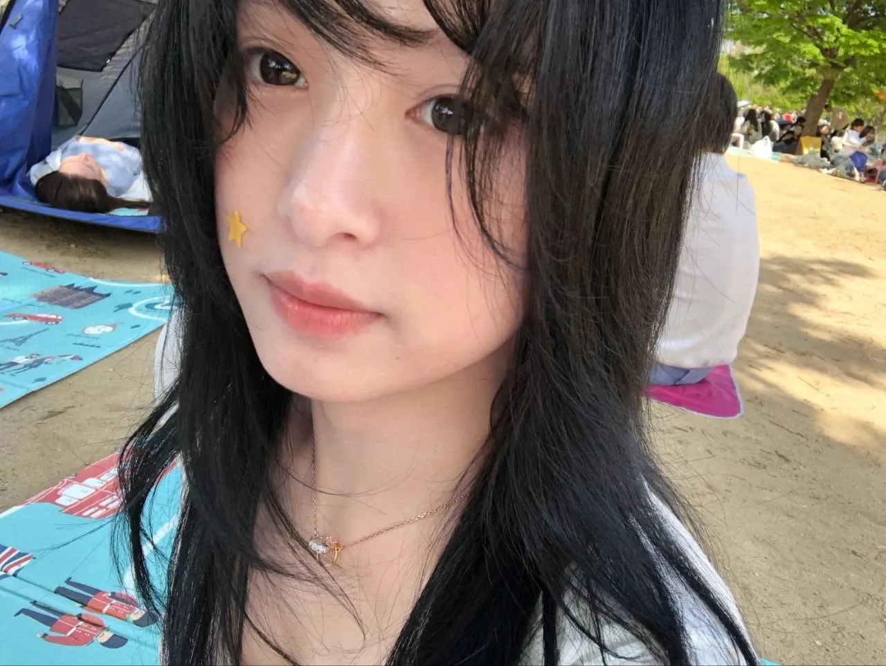 Behind-the-scenes cut of Ahyeon (BABYMONSTER)