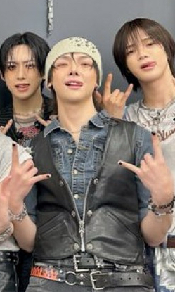 Latest photo of Nicholas (&TEAM)