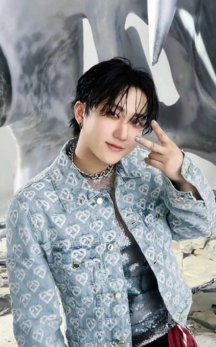 A moment captured by Changbin (Stray Kids)'s fan