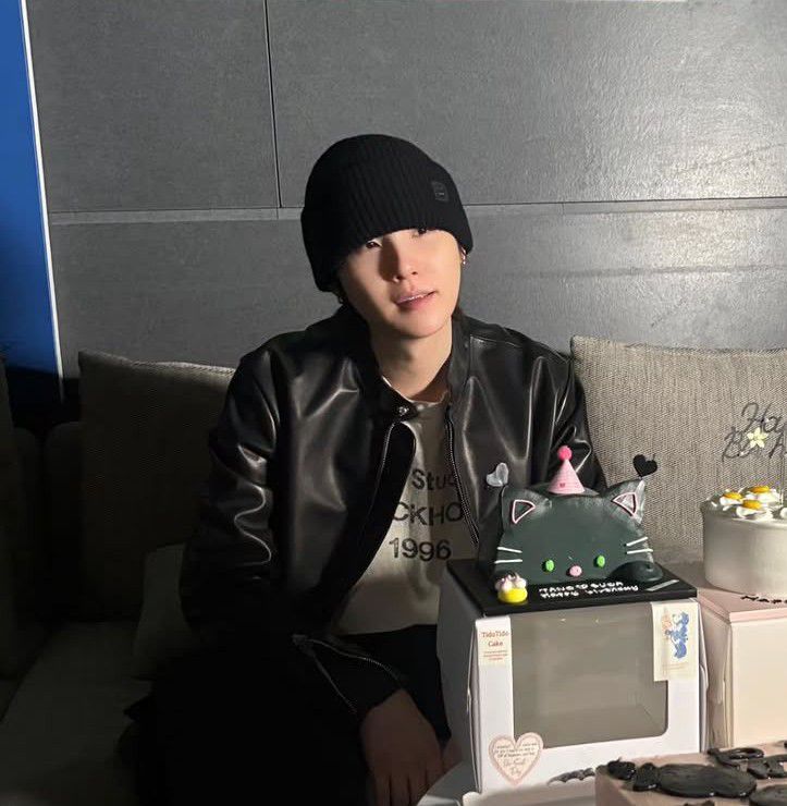 슈가 (방탄소년단) 최근 활동샷