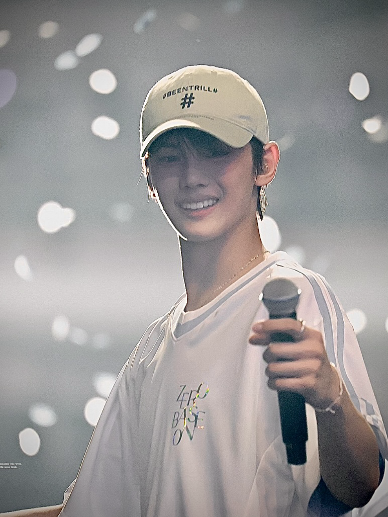 金奎彬的最新照片