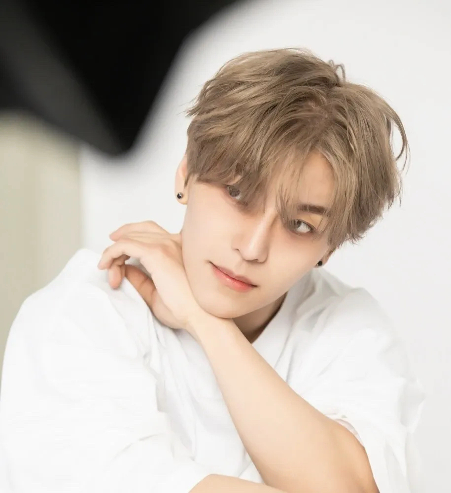 贺鑫隆 (ALPHA DRIVE ONE)的最新照片