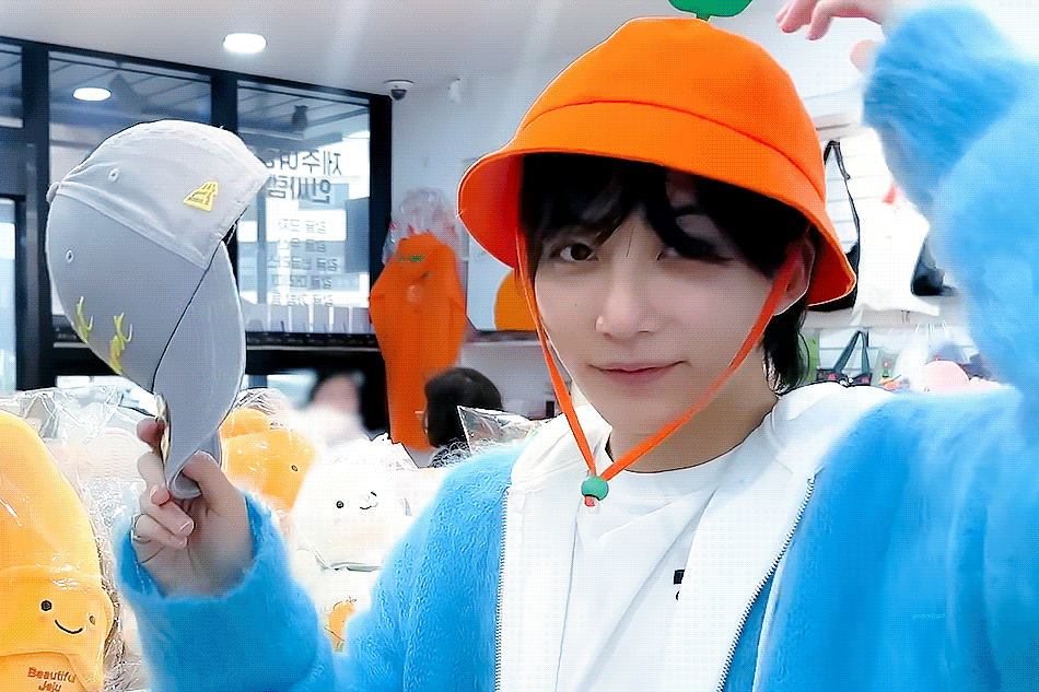 Foto terbaru Jeonghan (SEVENTEEN)