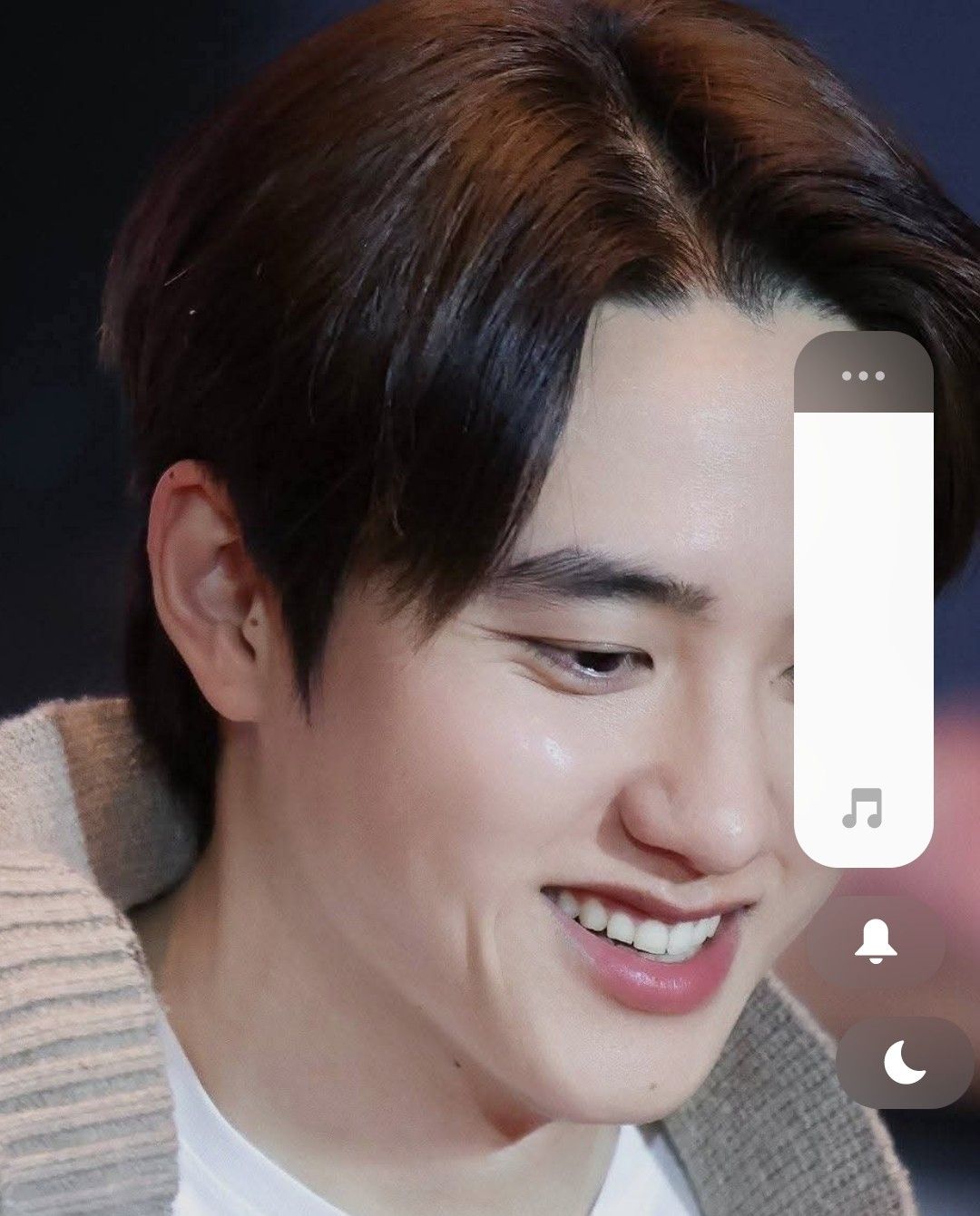 Behind-the-scenes cut of EXO