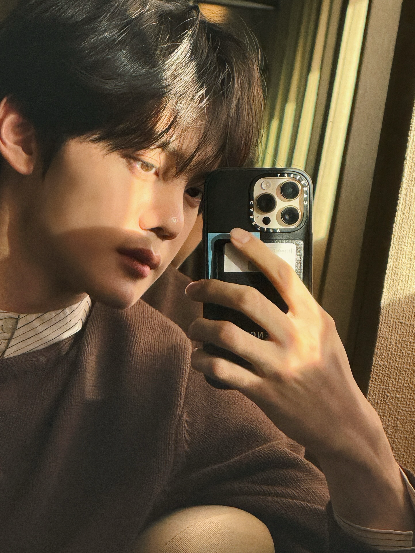 Recent activity shot of Kim Gyuvin (ZEROBASEONE)