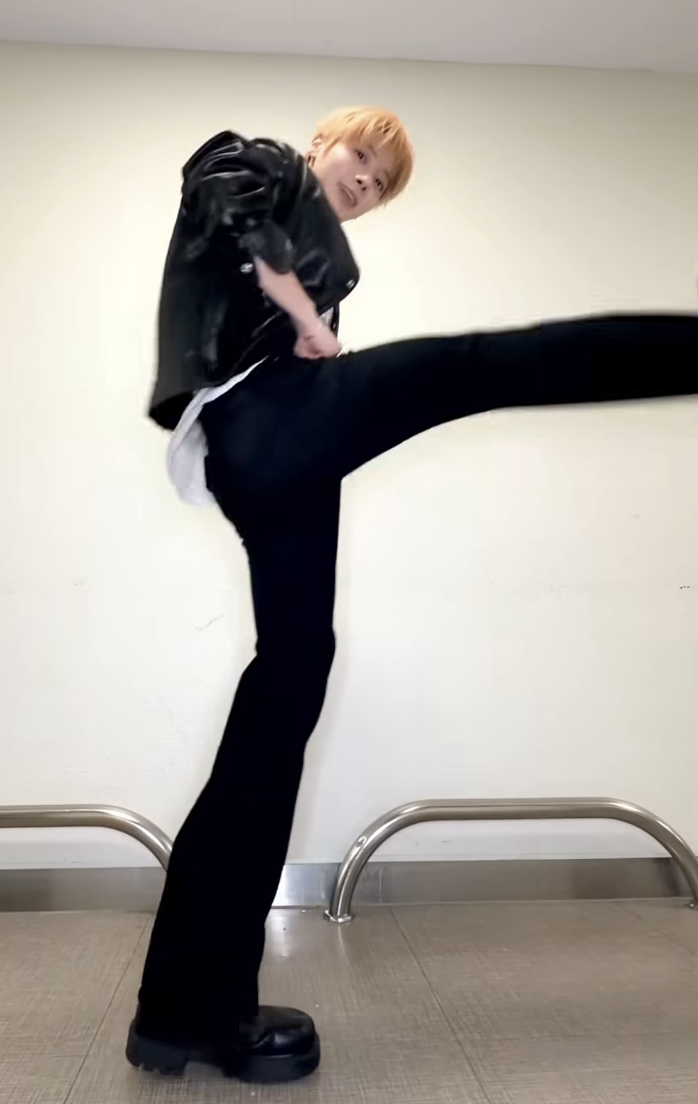 태현 (투모로우바이투게더)의 비하인드 컷