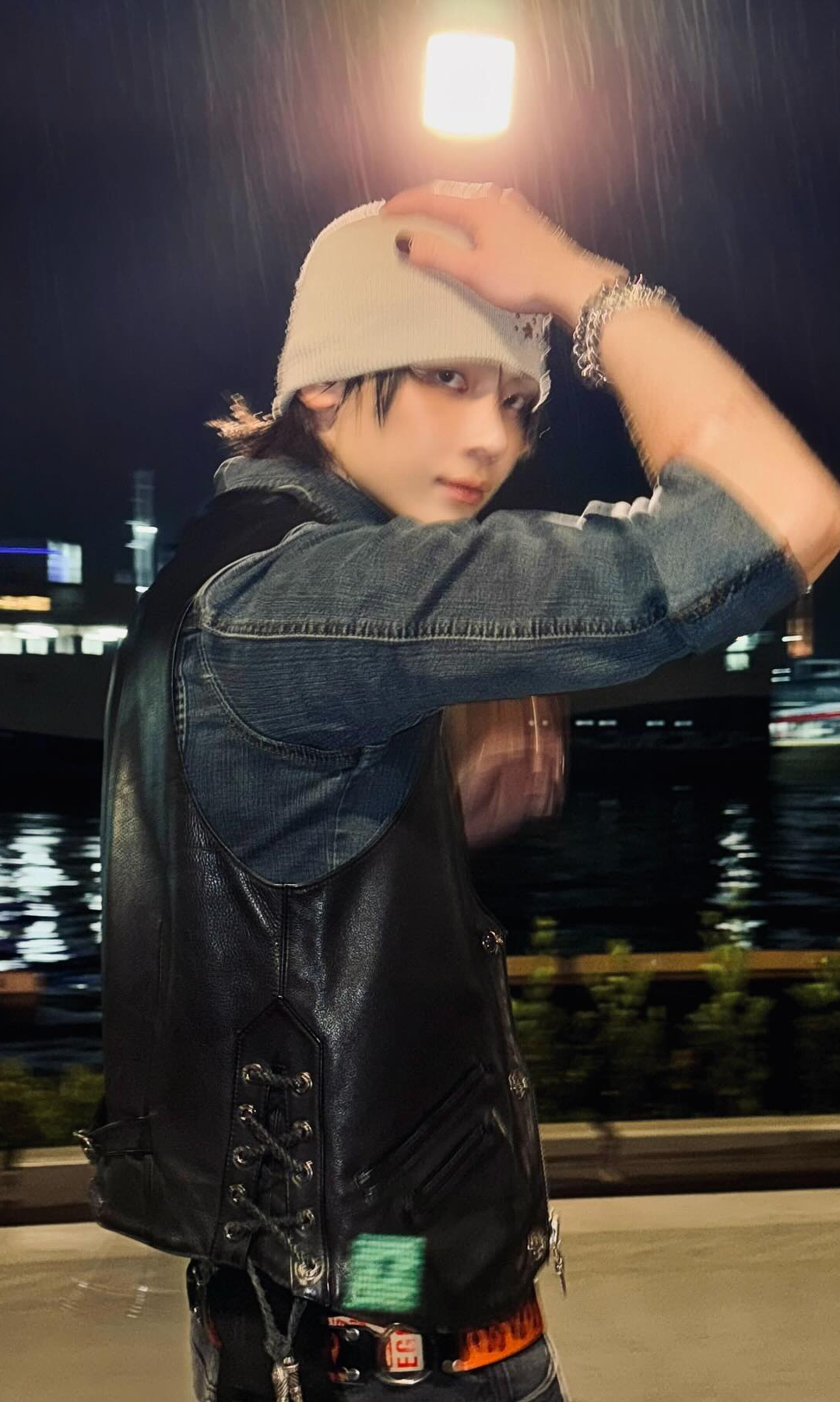 A heartfelt wallpaper shared by Nicholas (&TEAM)'s fans