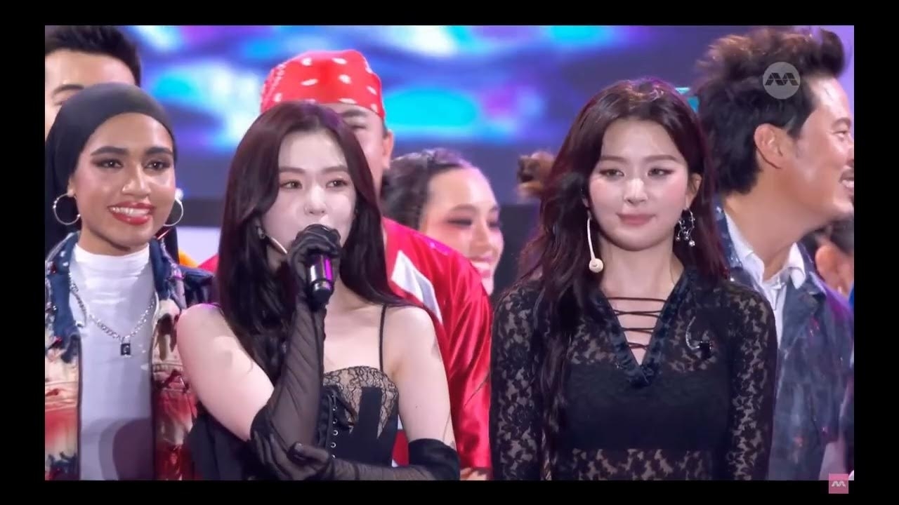 Recent activity shot of Seulgi (Red Velvet)