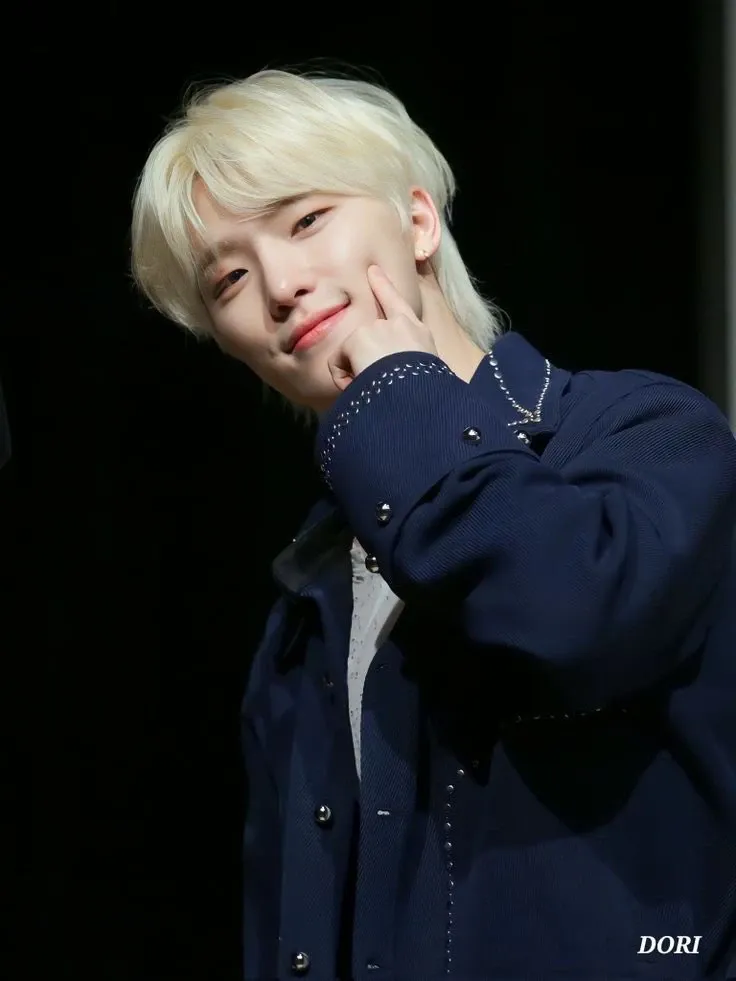 Latest photo of Dino (SEVENTEEN)