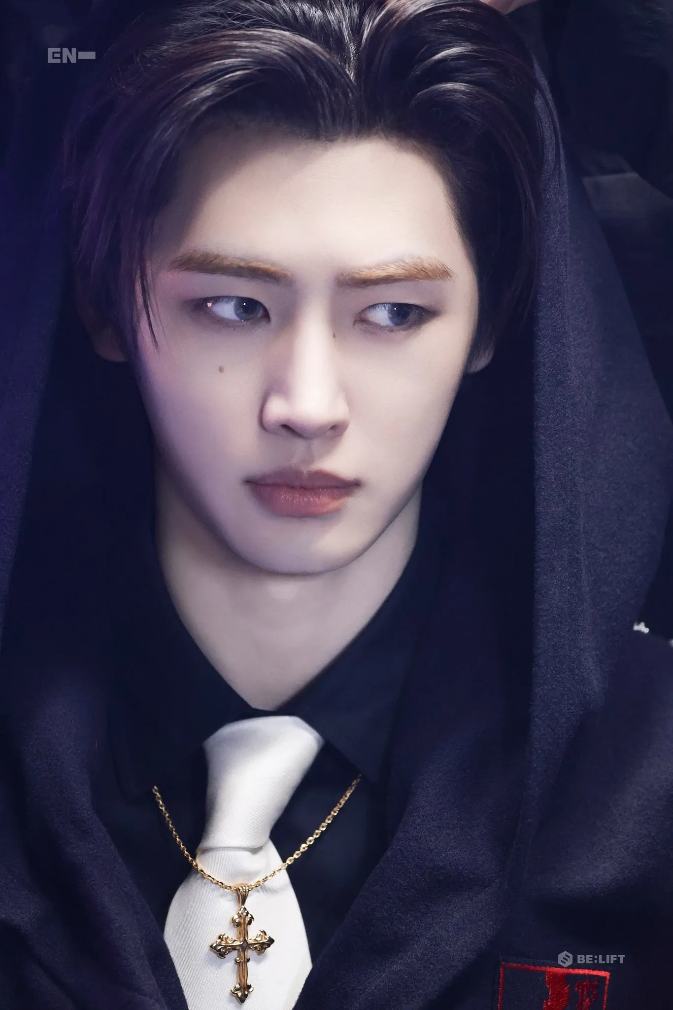 成训 (ENHYPEN)的最新活动照片