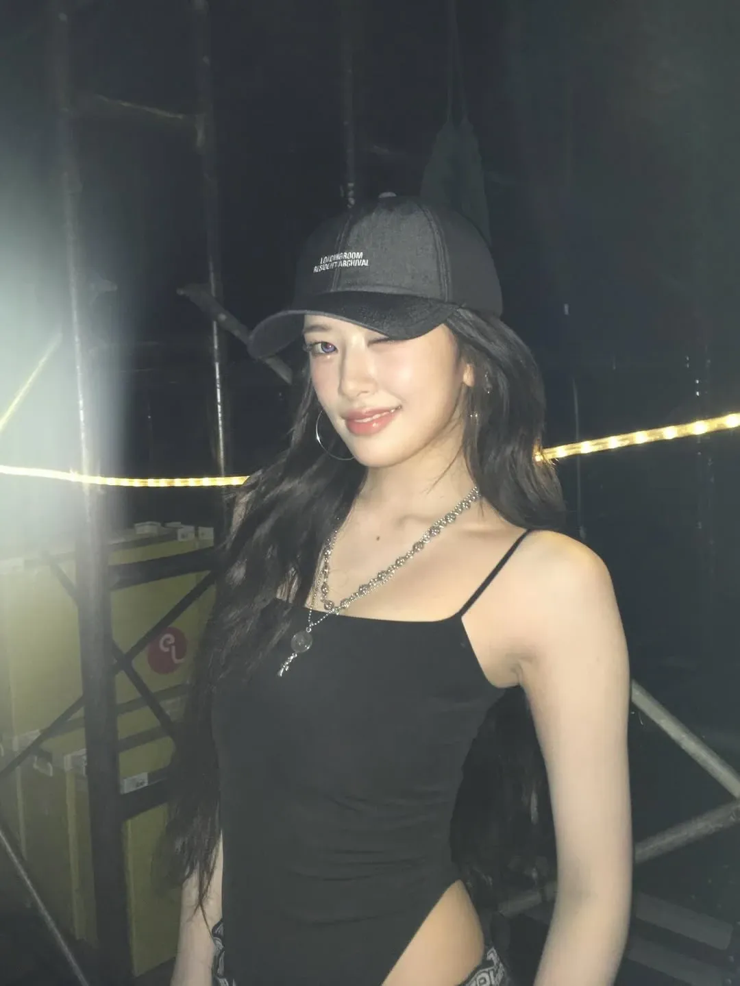 アン・ユジン (IVE)の舞台裏ショット