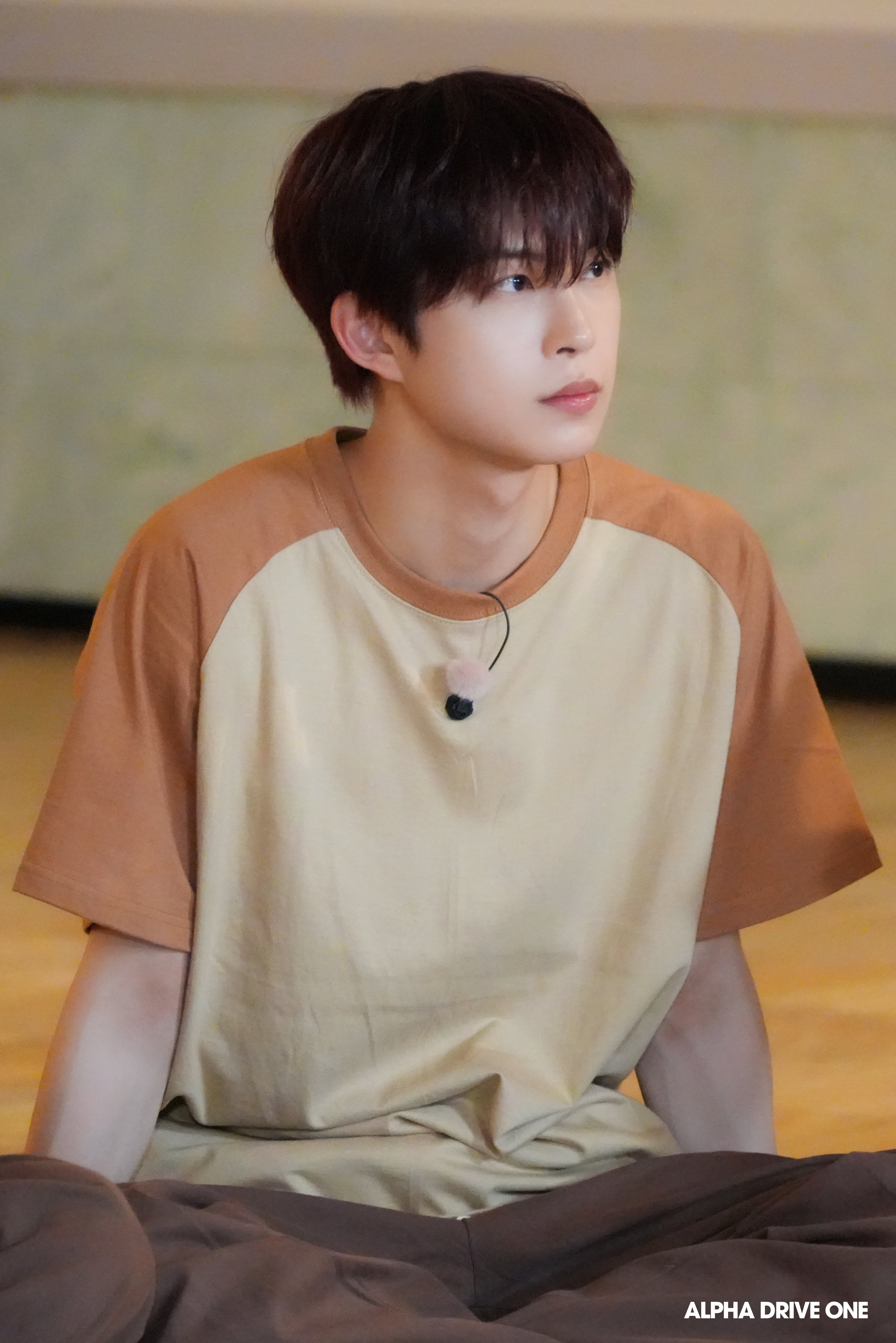 Behind-the-scenes cut of Kim Geonwoo (ALPHA DRIVE ONE)