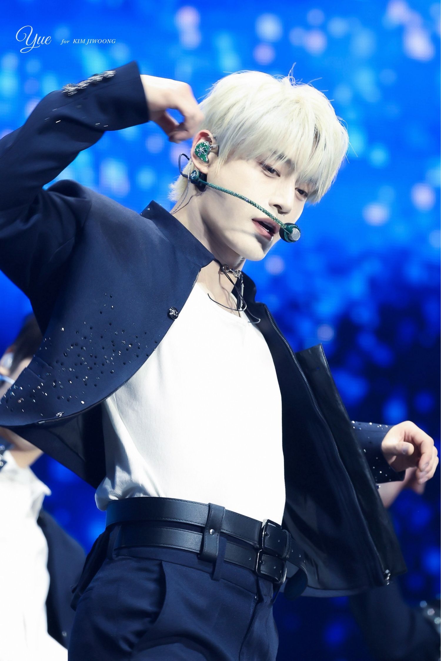 Latest photo of Kim Jiwoong (ZEROBASEONE)