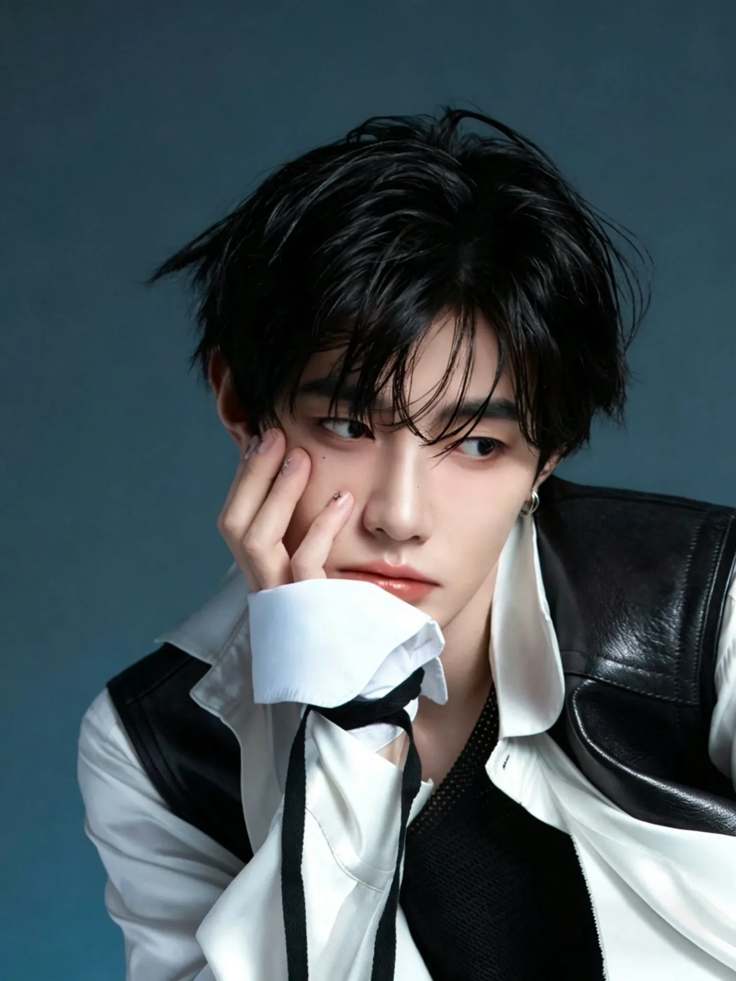 Behind-the-scenes cut of Zhang Hao