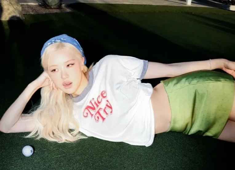 로제 (BLACKPINK) 최근 활동샷