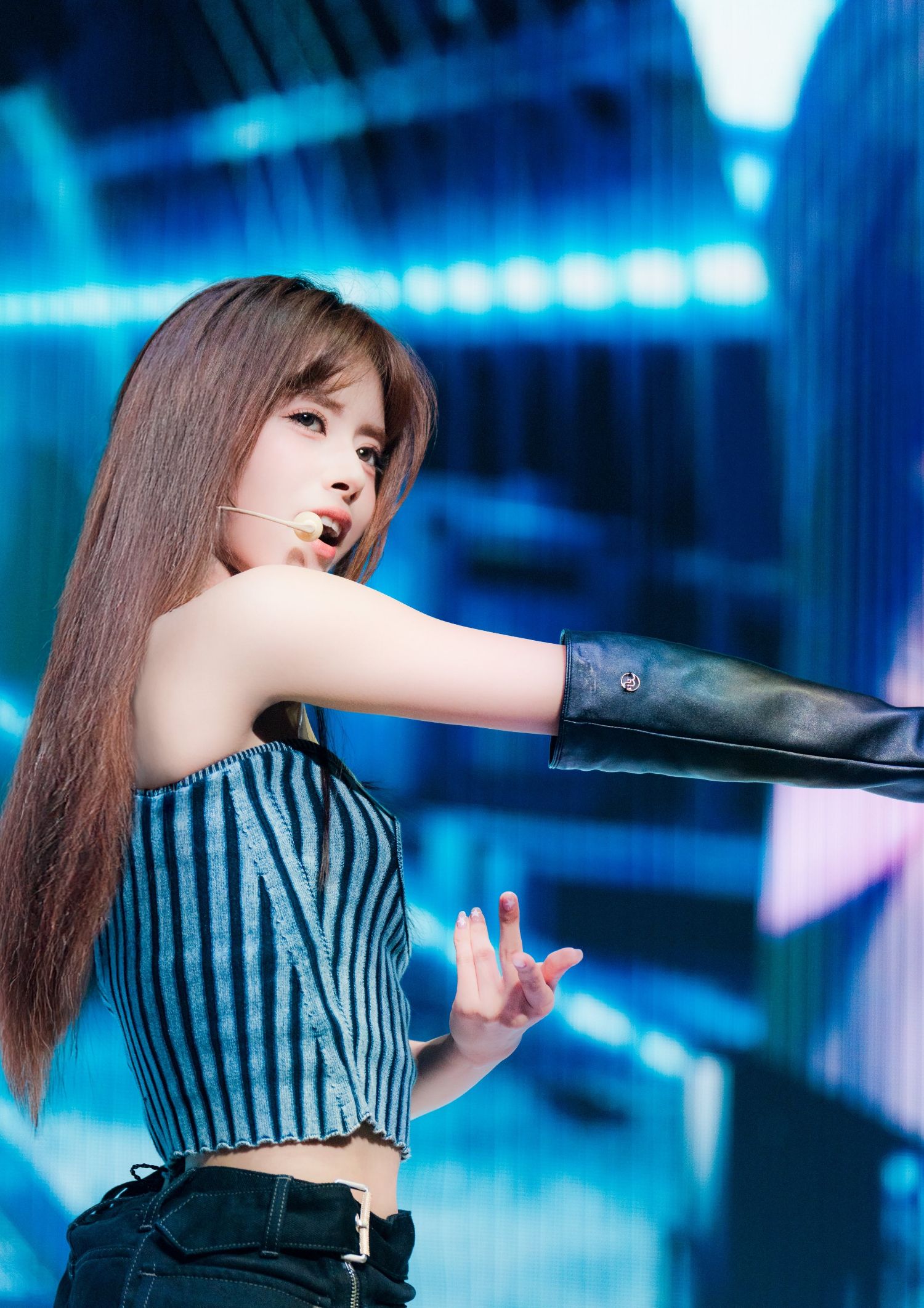 Behind-the-scenes cut of Rima (NiziU)