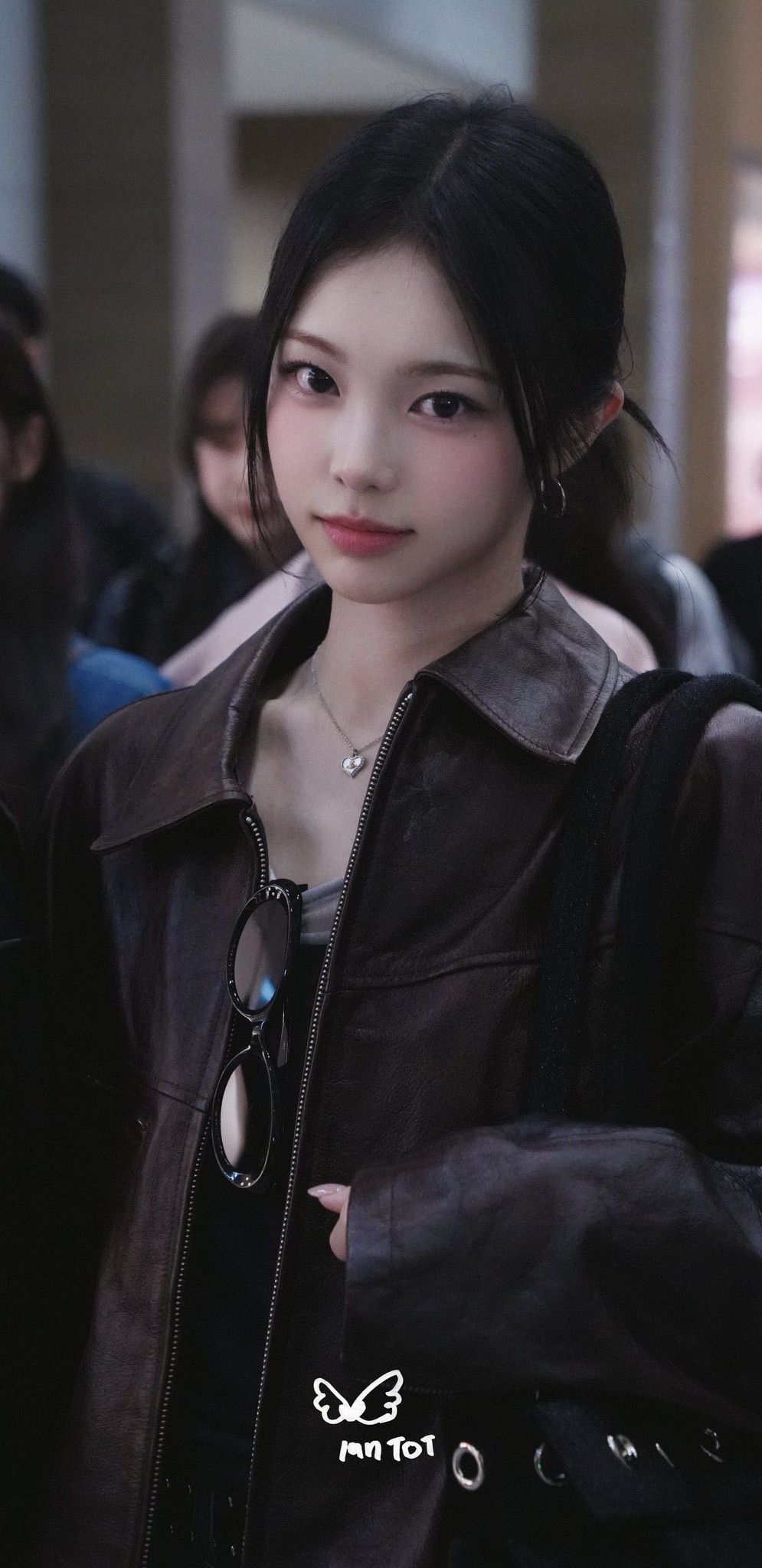 A moment captured by Ian (Hearts2Hearts)'s fan