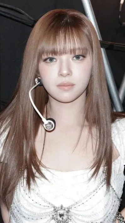 Behind-the-scenes cut of Jeongyeon (TWICE)