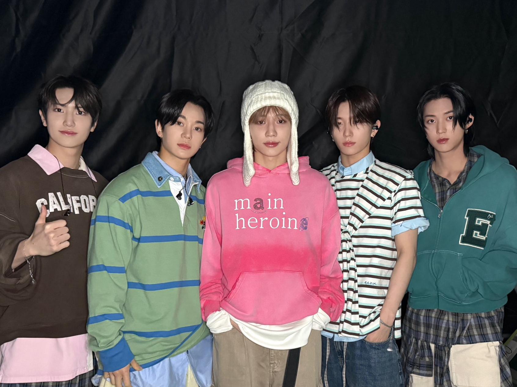 TNX의 비하인드 컷