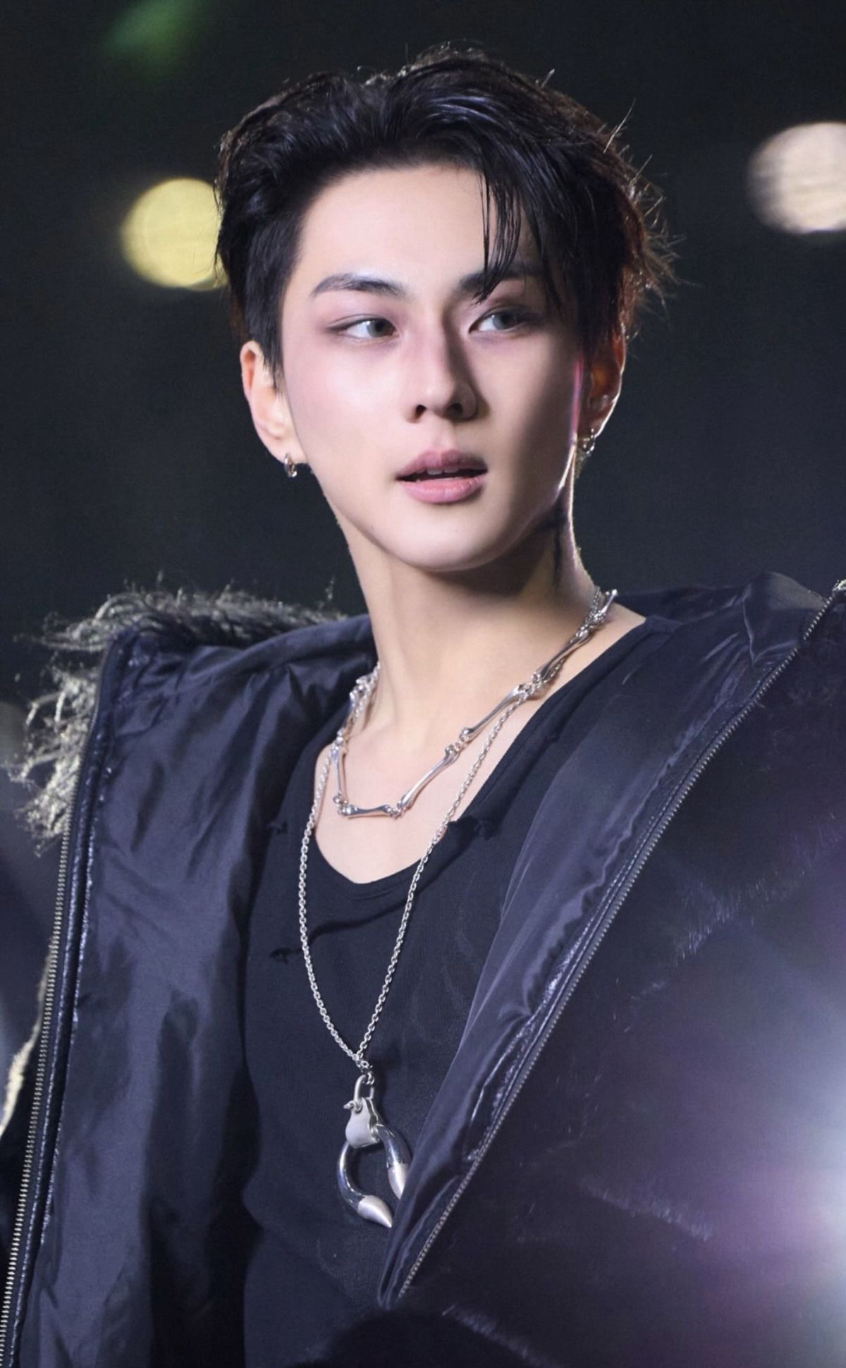 Latest photo of Jungwon (ENHYPEN)