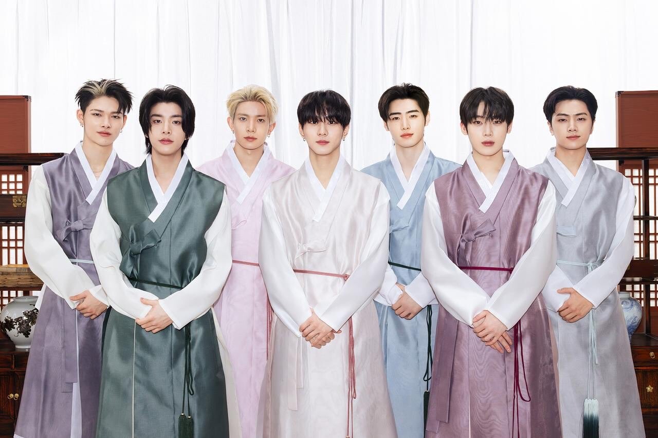 Foto aktivitas terbaru ENHYPEN