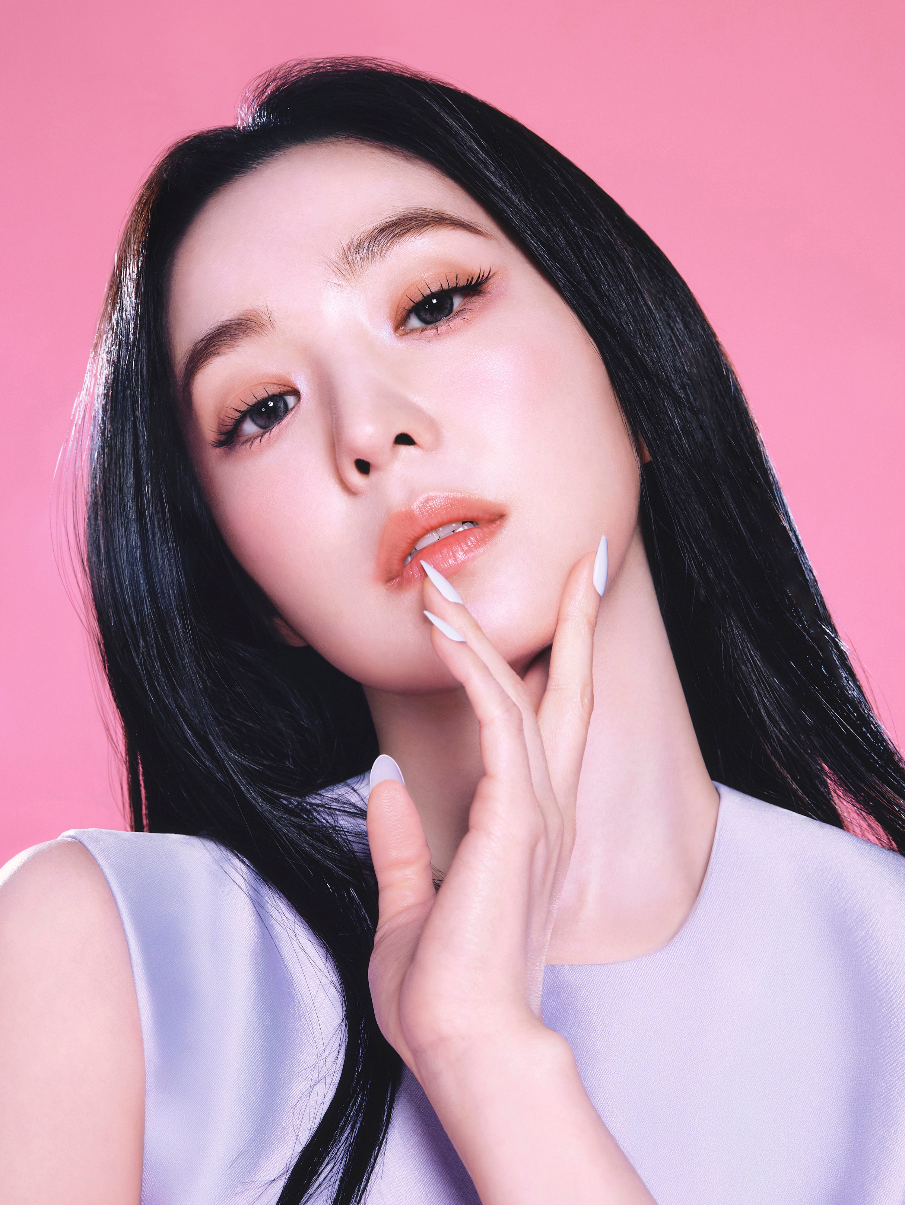 Irene (Red Velvet)的最新照片