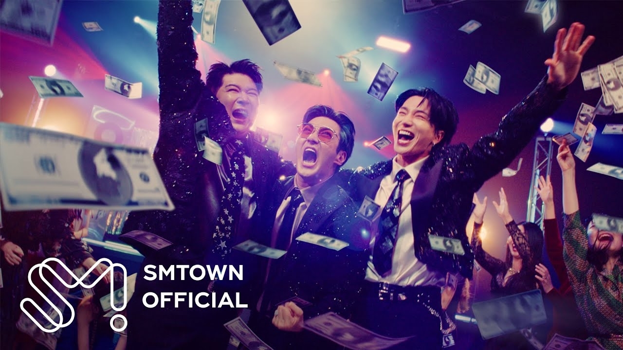 Recent activity shot of Leeteuk (Super Junior)