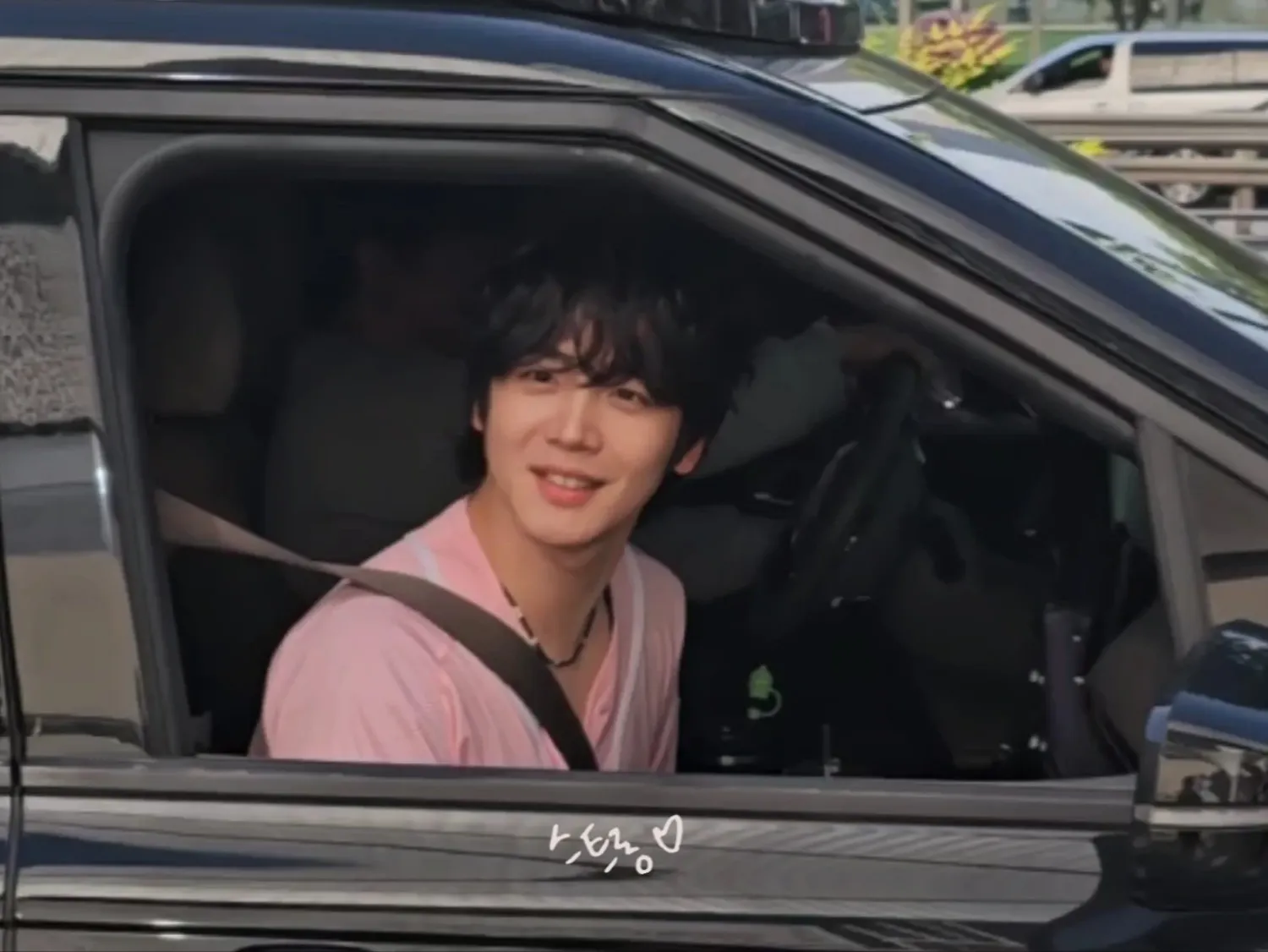 Behind-the-scenes cut of Kim Yohan (WEi)