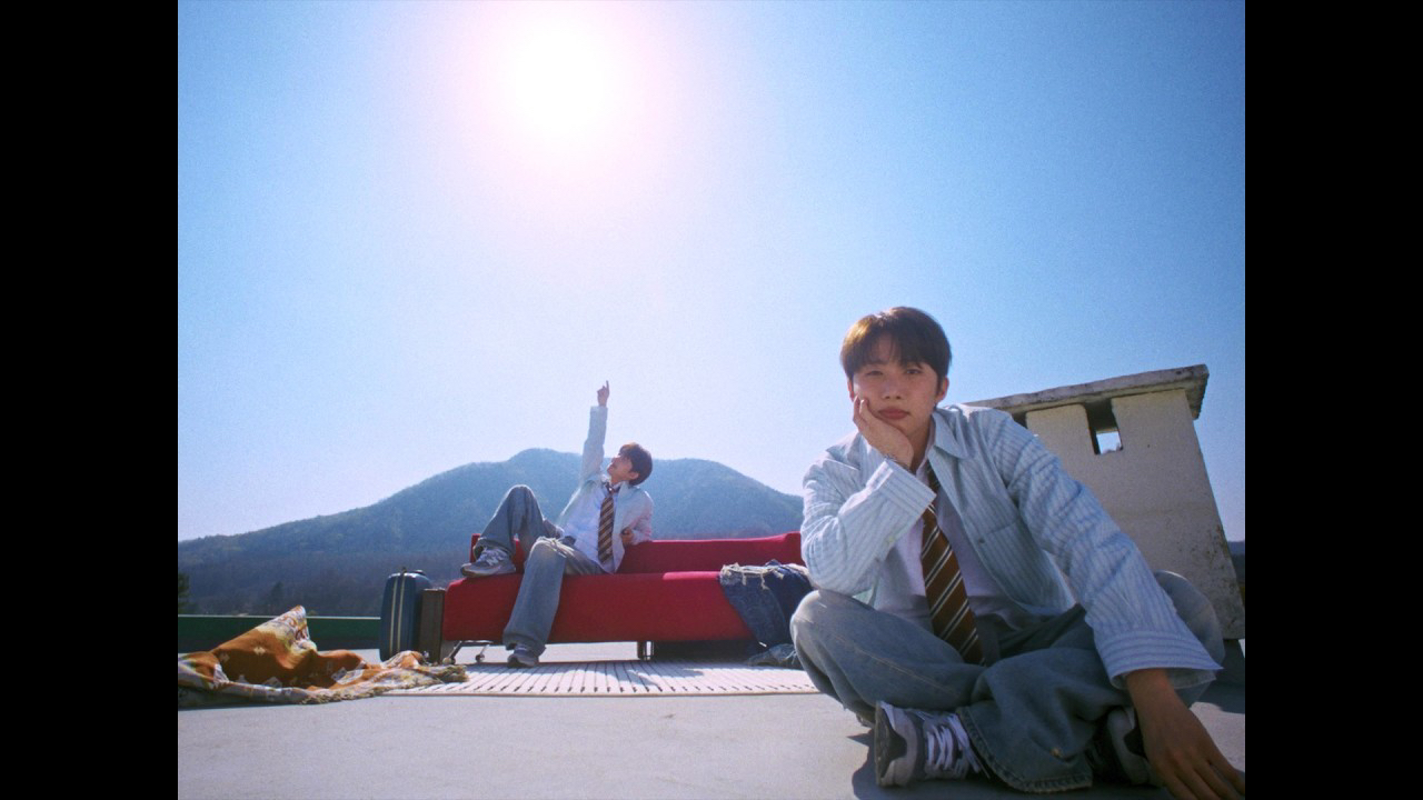 Recent activity shot of Hui (PENTAGON)