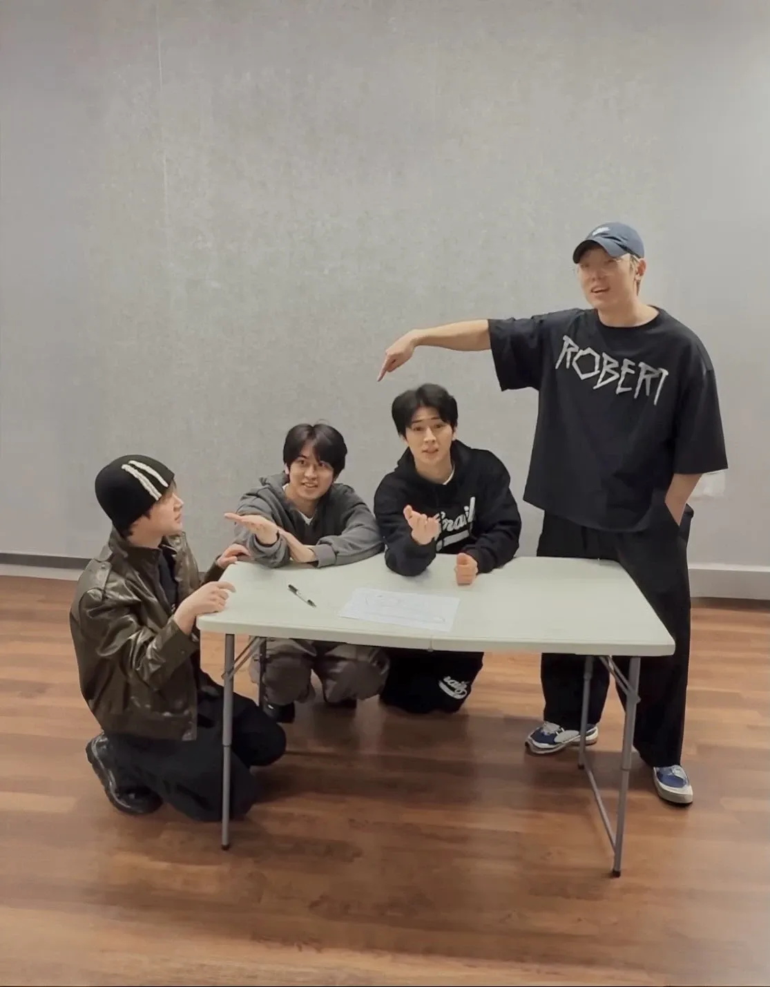 Foto aktivitas terbaru iKON