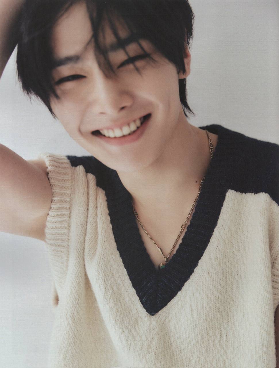 Behind-the-scenes cut of I.N (Stray Kids)