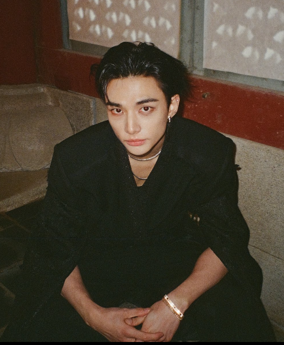 Behind-the-scenes cut of Hyunjin (Stray Kids)