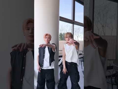 태현 (투모로우바이투게더)의 비하인드 컷