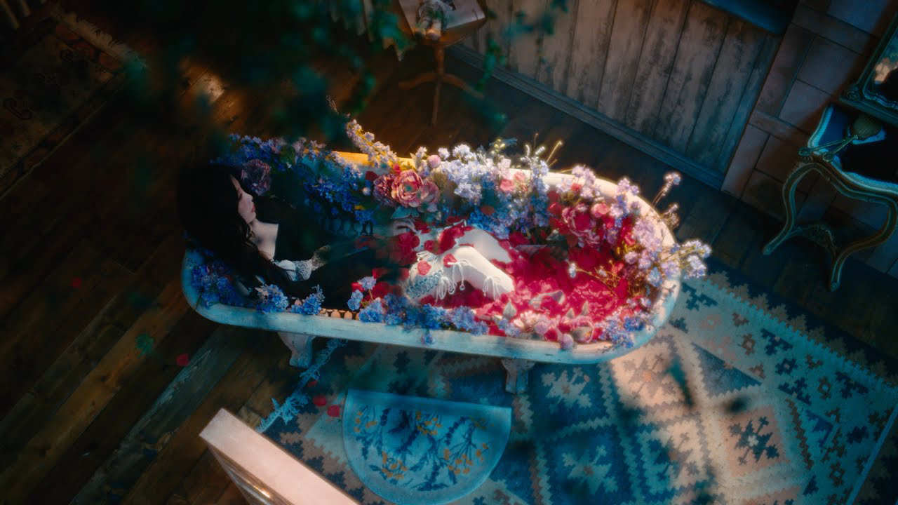 Latest photo of Esther Yu