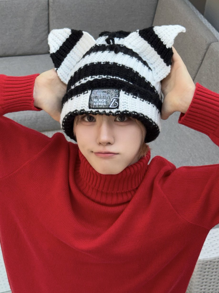 Behind-the-scenes cut of Park Juwon (AHOF)