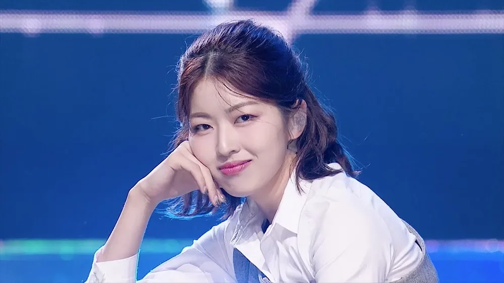 IS:SUE 田中優希 ファンダムコミュニティ │ KPOP人気No.1アプリ 最愛ドル