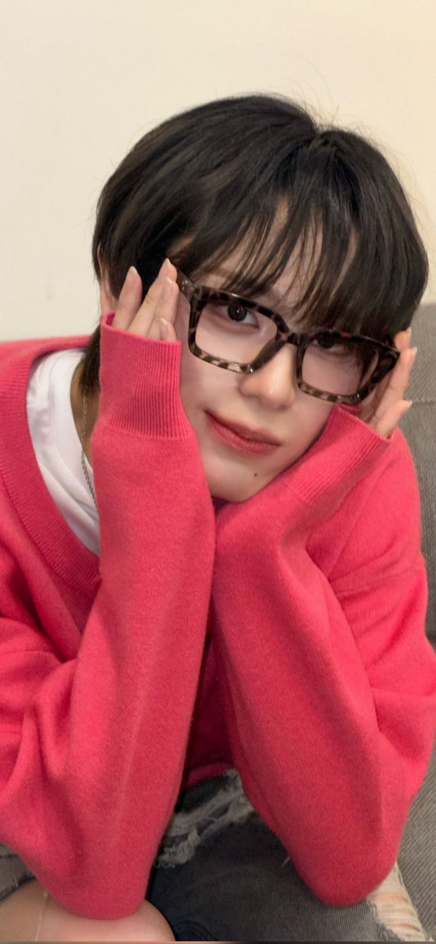 A moment captured by Haru (XLOV)'s fan