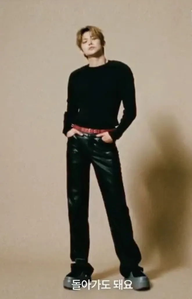 Foto aktivitas terbaru Yeonjun (TOMORROW X TOGETHER)