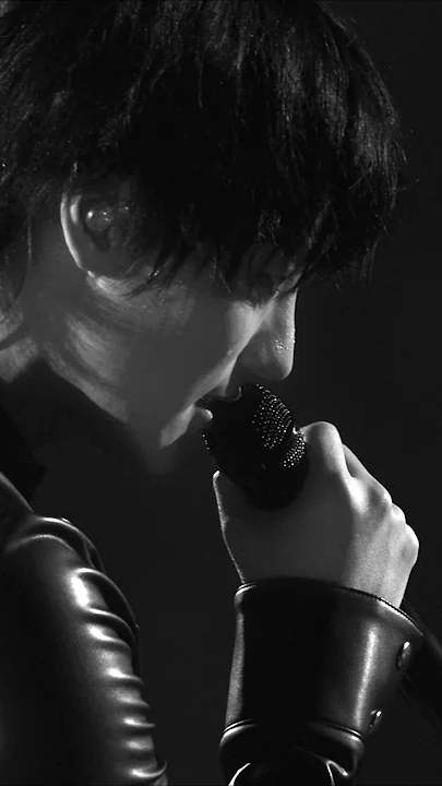 A heartfelt wallpaper shared by WOODZ's fans