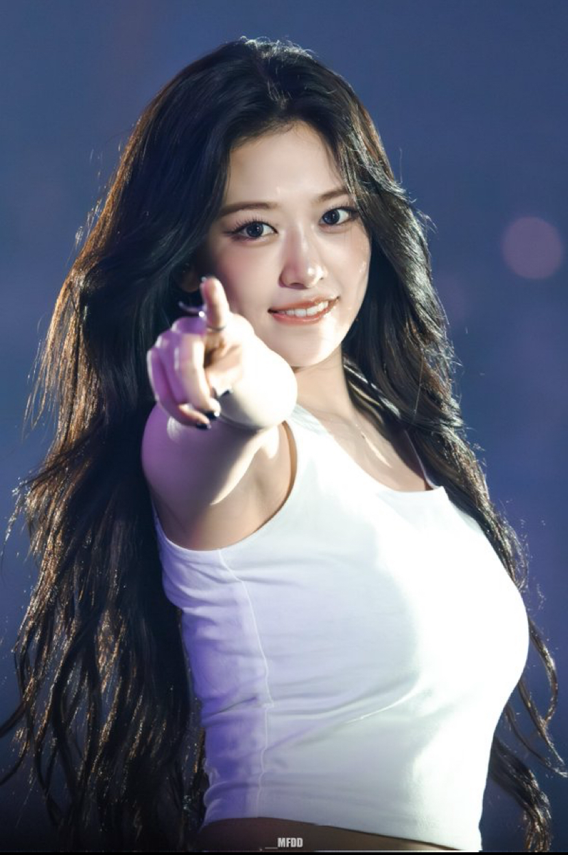 안유진 (IVE)의 최신 사진