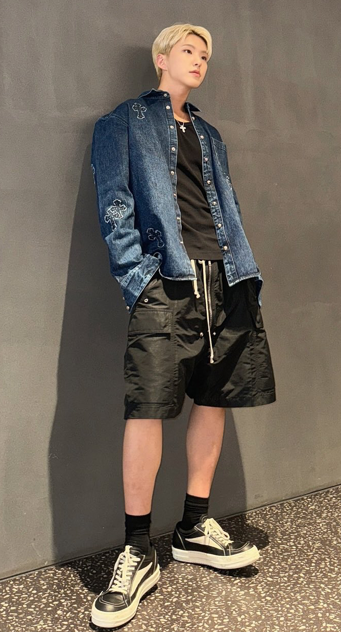 A heartfelt wallpaper shared by Hoshi (SEVENTEEN)'s fans