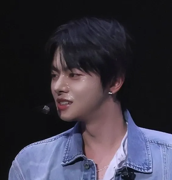 Recent activity shot of Lee Leo (ALPHA DRIVE ONE)