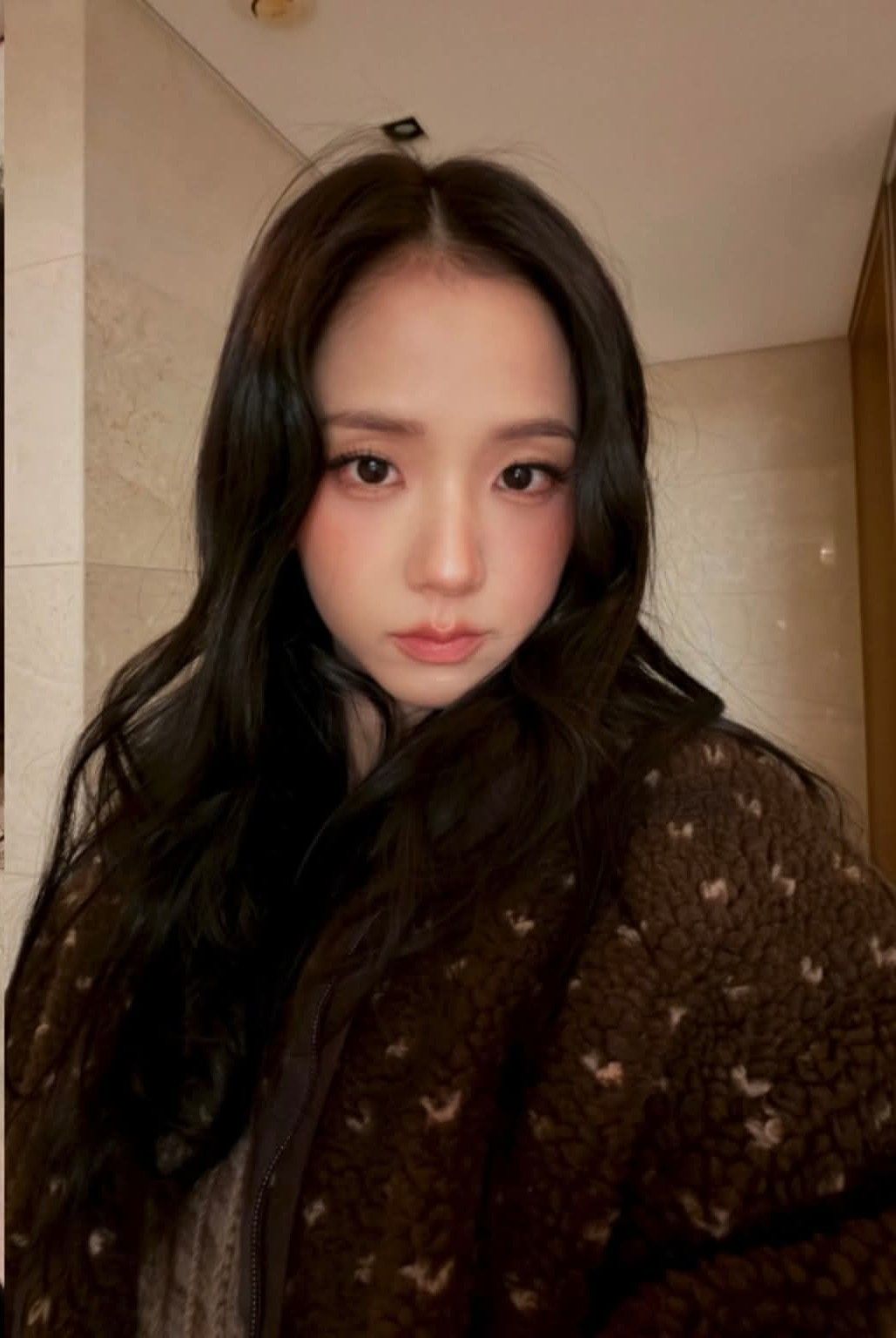 Foto aktivitas terbaru Jisoo (BLACKPINK)